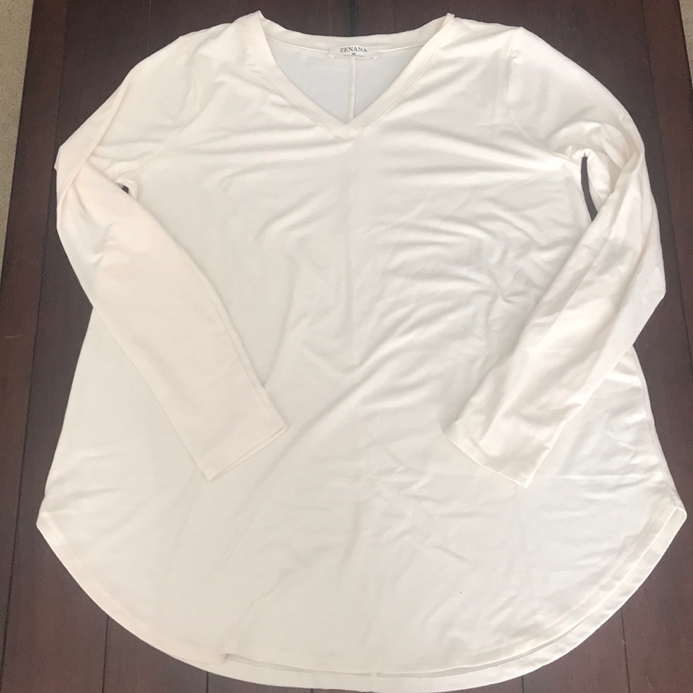 Ivory rounded hem long sleeve v-neck